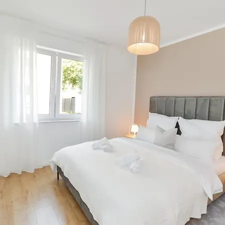 Apartment At Weinmeister - Elegant & Sonnig *